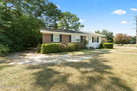 201 Lee's Mill Road Laurinburg NC 28352