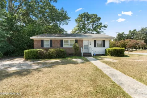 201 Lee's Mill Road Laurinburg NC 28352