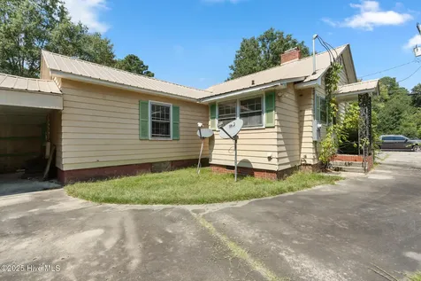 201 Lee's Mill Road Laurinburg NC 28352