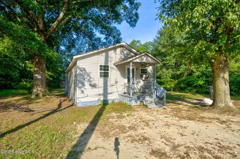 201 Lee's Mill Road Laurinburg NC 28352
