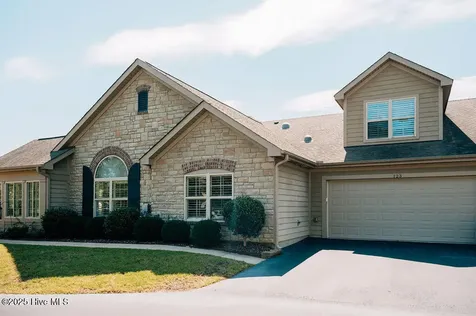 123 W Chelsea Court Southern Pines NC 28387