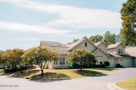123 W Chelsea Court Southern Pines NC 28387