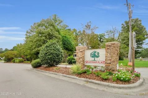 115 Grantham Place New Bern NC 28560
