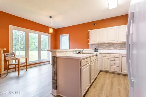 414 Albemarle Boulevard Hertford NC 27944