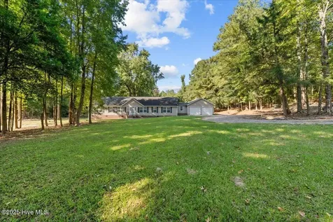 11891 Aberdeen Road Aberdeen NC 28315