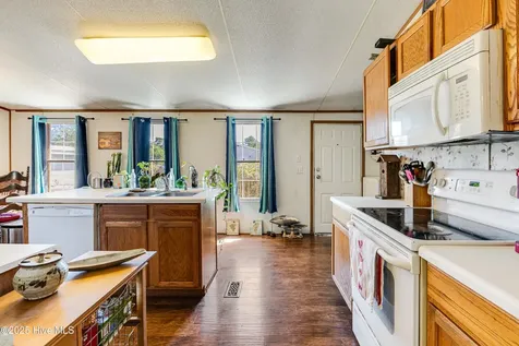 2673 White Street SW Supply NC 28462