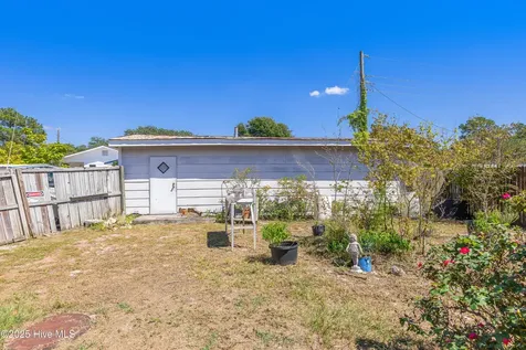 2673 White Street SW Supply NC 28462