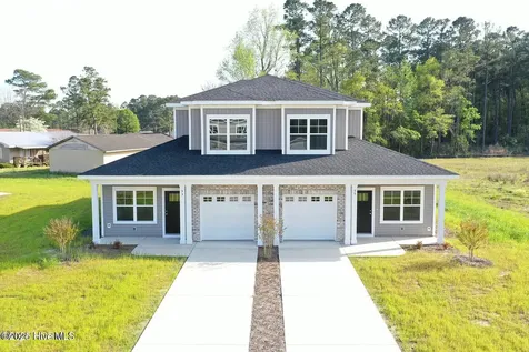 19-55 Crew Court Whiteville NC 28472
