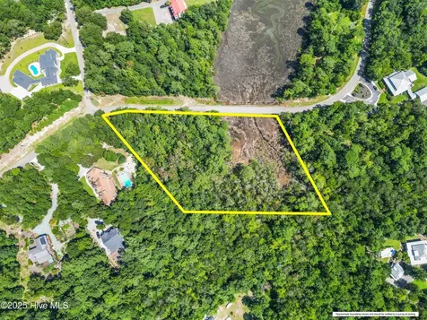 109C Corcus Ferry Road Hampstead NC 28443