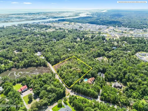 109C Corcus Ferry Road Hampstead NC 28443