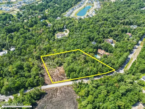 109C Corcus Ferry Road Hampstead NC 28443