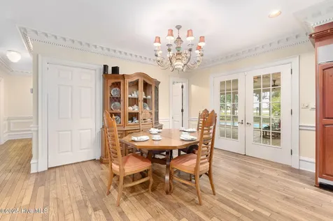 130 Harbour Drive Hubert NC 28539