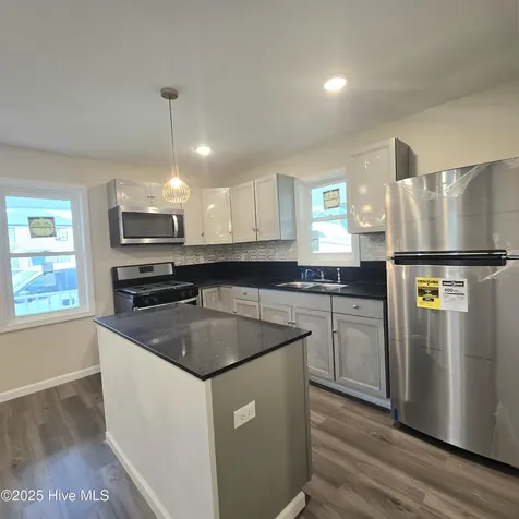 922 Elm Street New Bern NC 28560