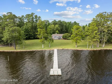 5624 Archbell Road Bath NC 27808