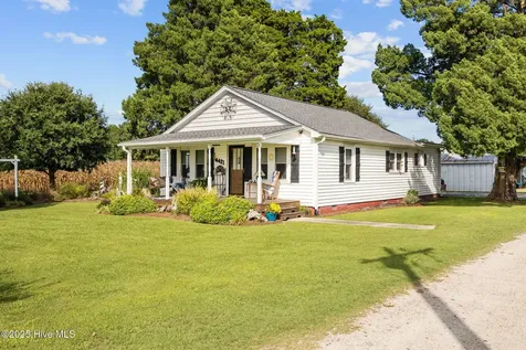 5624 Archbell Road Bath NC 27808