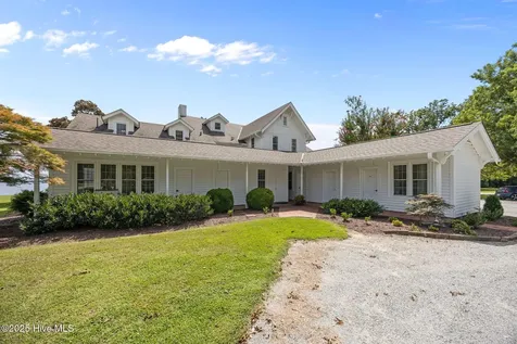 5624 Archbell Road Bath NC 27808