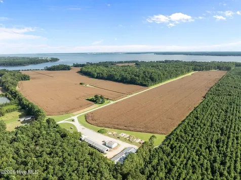 5624 Archbell Road Bath NC 27808