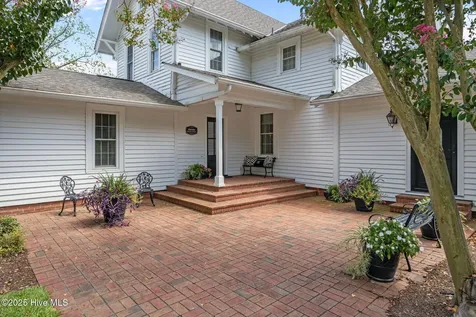 5624 Archbell Road Bath NC 27808