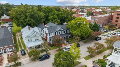 215 Pollock Street New Bern NC 28560