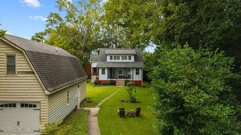 215 Pollock Street New Bern NC 28560