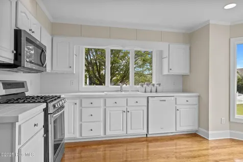 107 Magens Way Cedar Point NC 28584