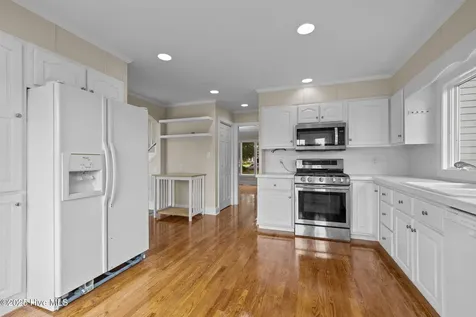 107 Magens Way Cedar Point NC 28584