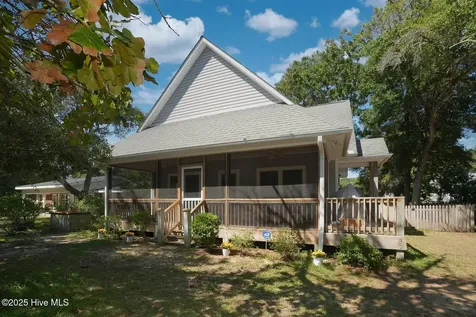 109 SE 79th Street Oak Island NC 28465