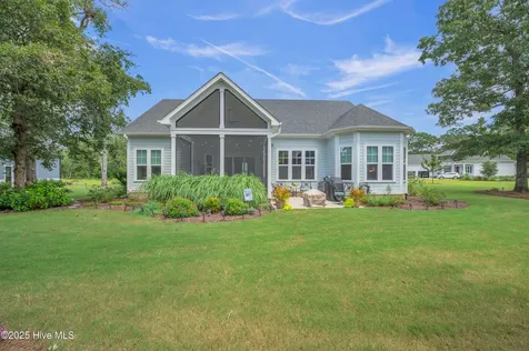 9139 Fallen Pear Lane NE Leland NC 28451