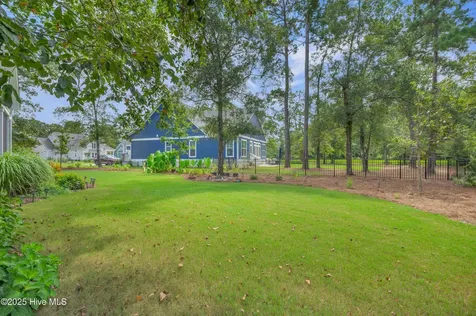 9139 Fallen Pear Lane NE Leland NC 28451
