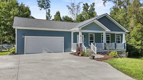 114 Lands End Court Hampstead NC 28443