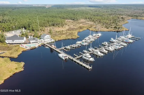 Lot 2 Dowry Creek E Belhaven NC 27810