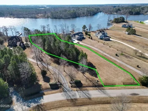 118 Dockery Drive Hertford NC 27944