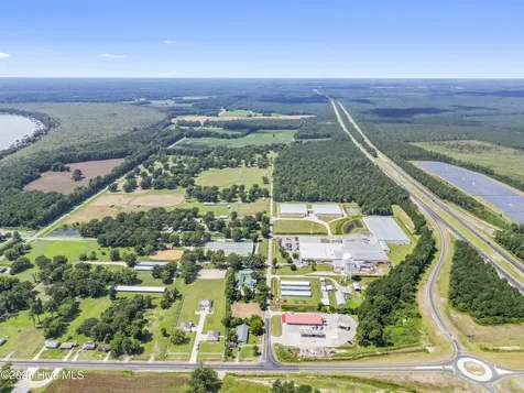 107 Top Tobacco Road Lake Waccamaw NC 28450