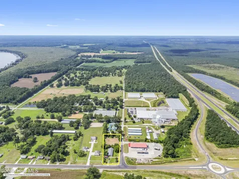 107 Top Tobacco Road Lake Waccamaw NC 28450