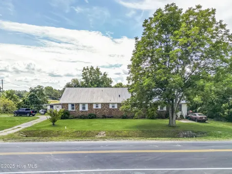 103 Top Tobacco Road Lake Waccamaw NC 28450
