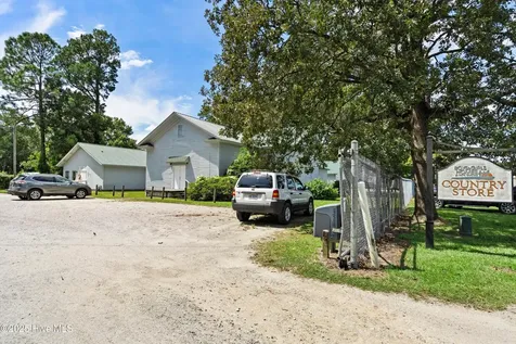 103 Top Tobacco Road Lake Waccamaw NC 28450
