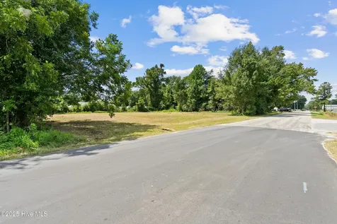 103 Top Tobacco Road Lake Waccamaw NC 28450