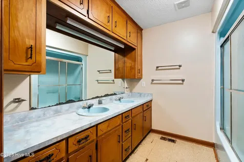 103 Top Tobacco Road Lake Waccamaw NC 28450