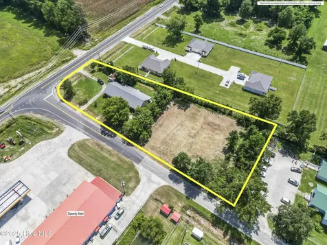 103 Top Tobacco Road Lake Waccamaw NC 28450
