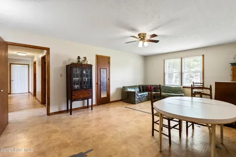 103 Top Tobacco Road Lake Waccamaw NC 28450