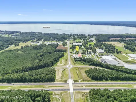 103 Top Tobacco Road Lake Waccamaw NC 28450