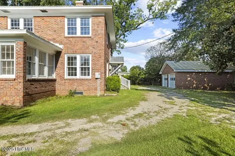 860 Main Street Bayboro NC 28515
