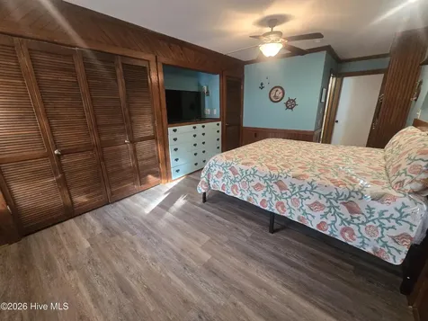 137 NW 9th Street Oak Island NC 28465