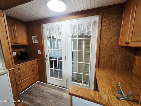 137 NW 9th Street Oak Island NC 28465