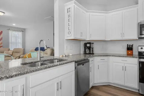 437 Eden Drive SW Supply NC 28462