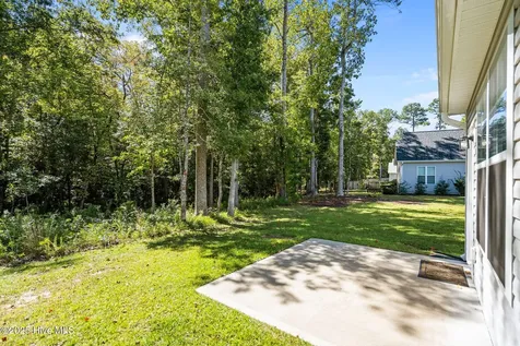 437 Eden Drive SW Supply NC 28462