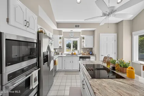 1714 Deerfield Drive SW Ocean Isle Beach NC 28469