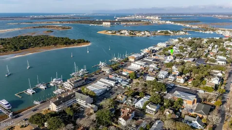 121 Turner Street Beaufort NC 28516