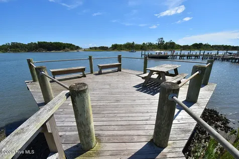 121 Turner Street Beaufort NC 28516