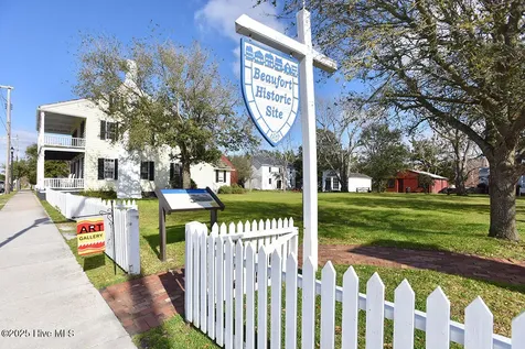 121 Turner Street Beaufort NC 28516